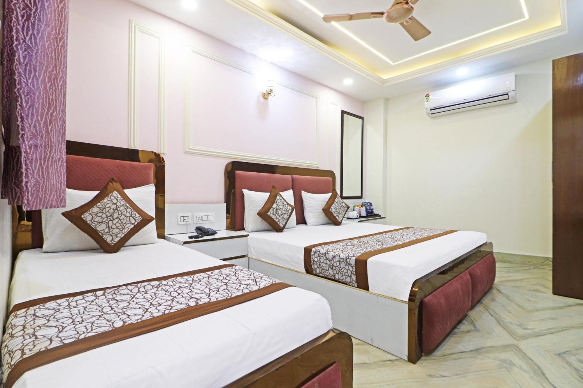Hotel Samrat Residency 10 Mints Walking Distance Nizamuddin Railway Station New Delhi Exterior photo